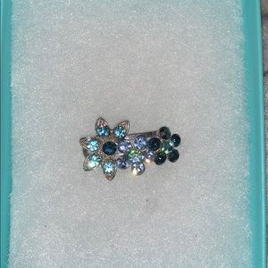 Vintage floral hair clip